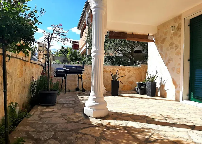 Apartament Lavandula *